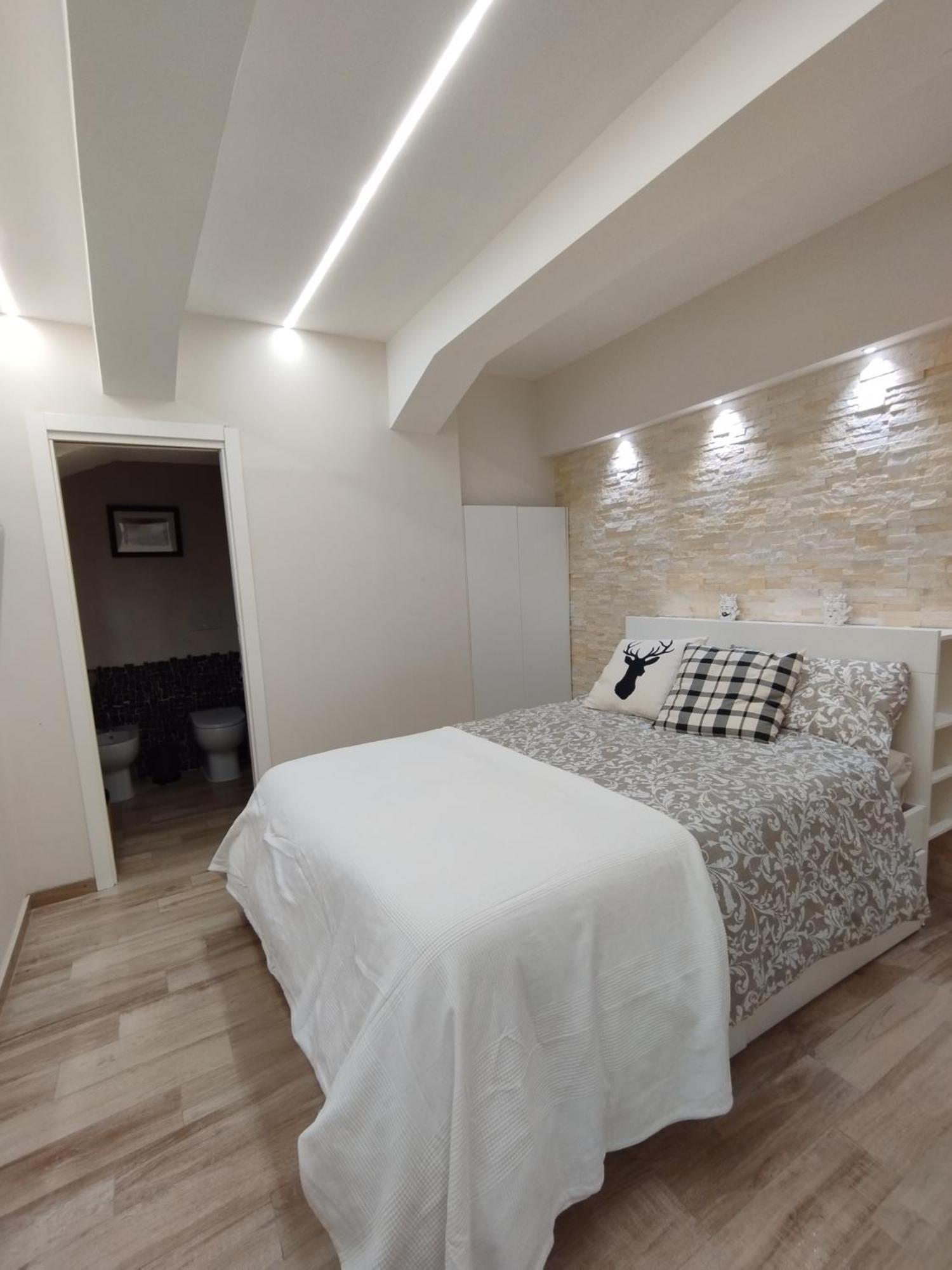 شقة La Casa Nel Cortile كاتانيا المظهر الخارجي الصورة